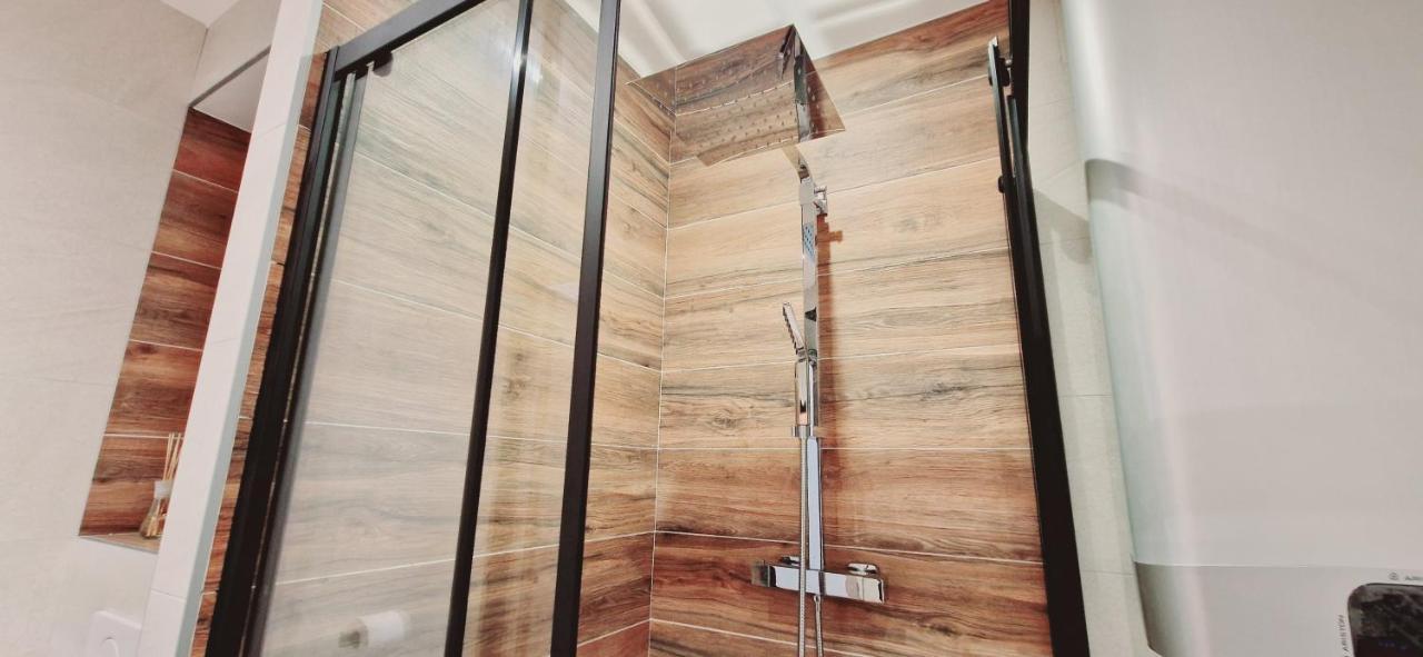 Le Claudius Apartment Annecy Ngoại thất bức ảnh